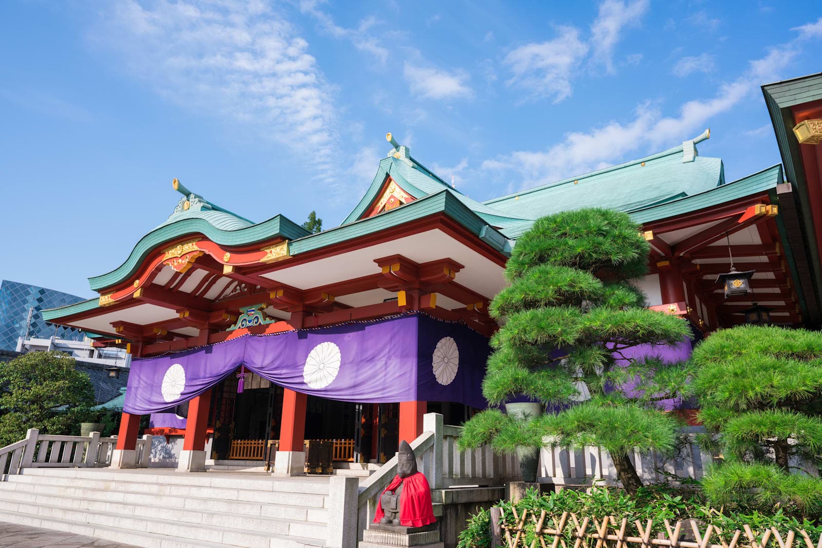 Le portail vermillon du Hie Jinja
